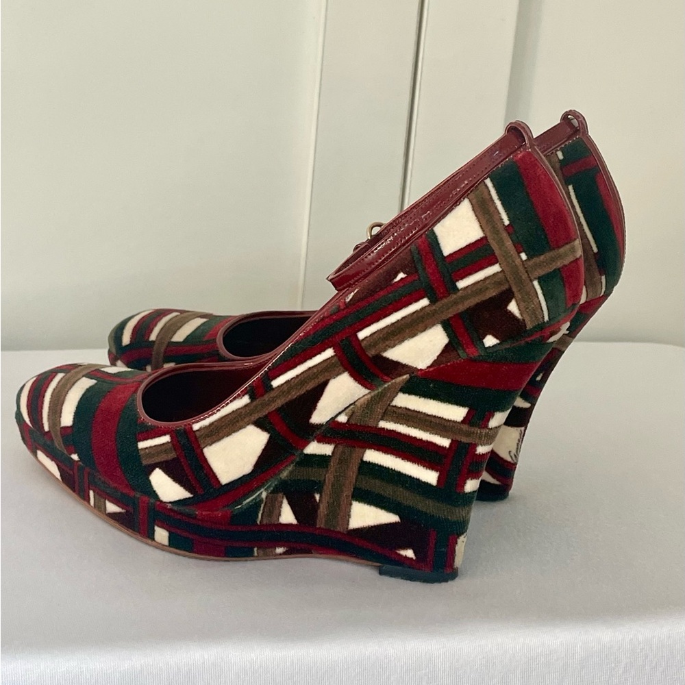 Gucci Velvet Web Ribbon wedges, ankle straps, red/white/green, 6.5b, box, EUC - Picture 6 of 16